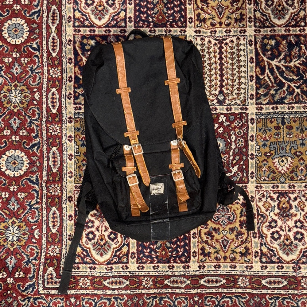 Herschel Black and Brown leather magnetic strap Backpack with red stripe Interio